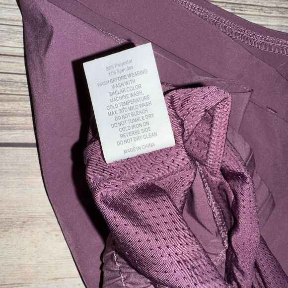 Zyia Large Shorts - Picture 3 of 5